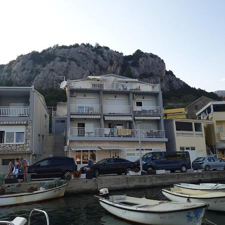 Apartmani Alfijo Klek Buitenkant foto