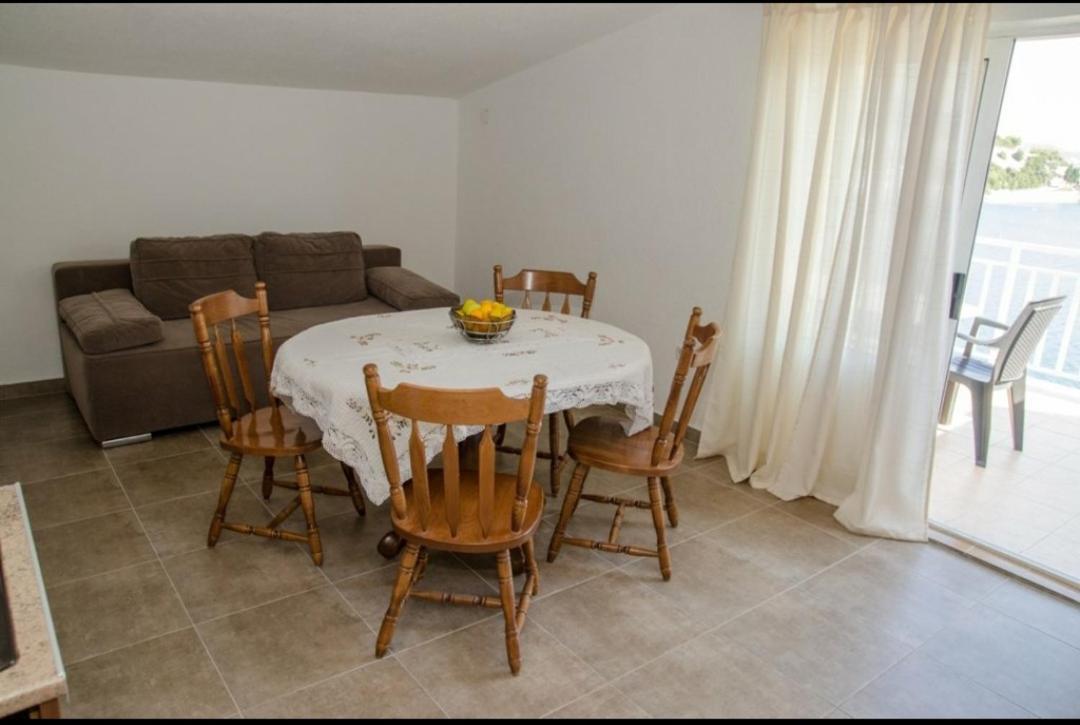 Apartmani Alfijo Klek Buitenkant foto
